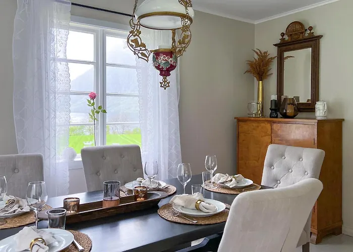 Gorgeous In Eikesdal - N28170 Feriehus *